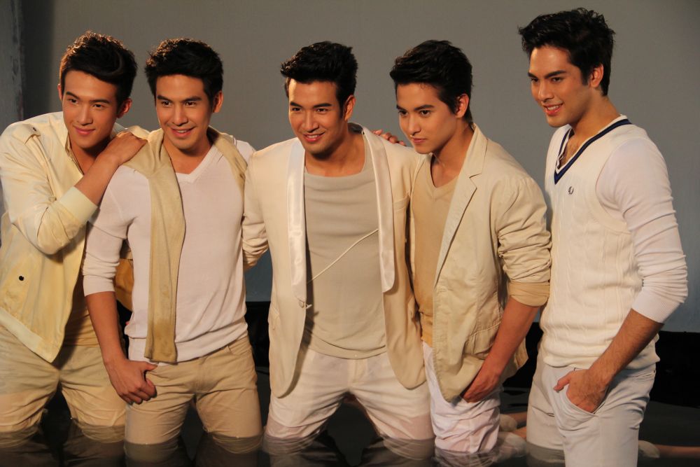 ปฏิทินช่อง 3 ปี 2557