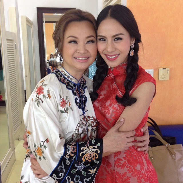 ดาราร่วมอวยพรตรุษจีน 2557