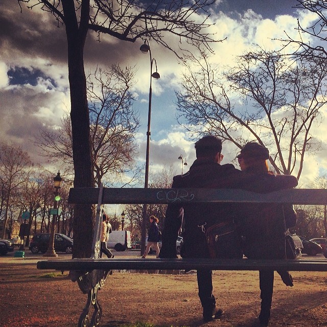 ชาคริต วุ้นเส้น เรย์ แหม่ม ร่วมก๊วนตะลุยเที่ยวปารีส