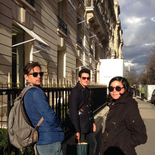 ชาคริต วุ้นเส้น เรย์ แหม่ม ร่วมก๊วนตะลุยเที่ยวปารีส