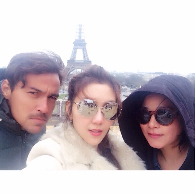 ชาคริต วุ้นเส้น เรย์ แหม่ม ร่วมก๊วนตะลุยเที่ยวปารีส