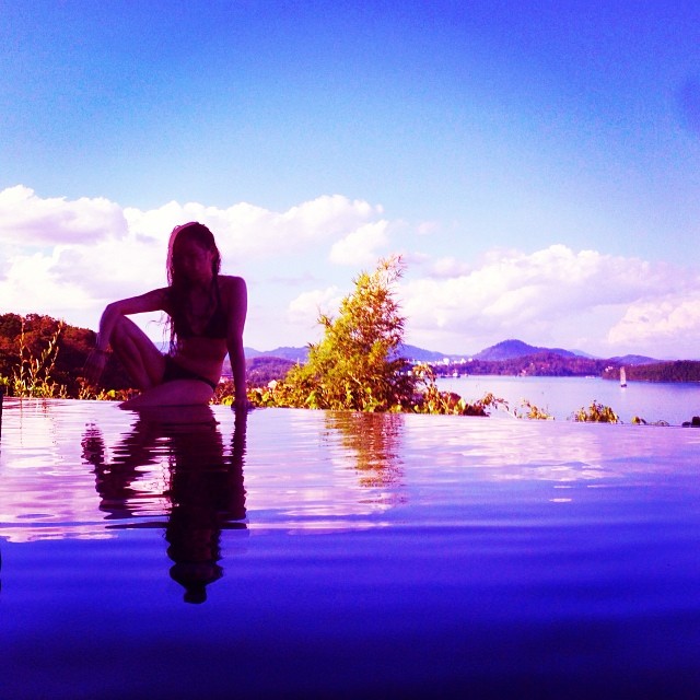 แวนเนส F4 แชร์ภาพสุดหวานกับภรรยา ระหว่างผักผ่อนที่ภูเก็ต