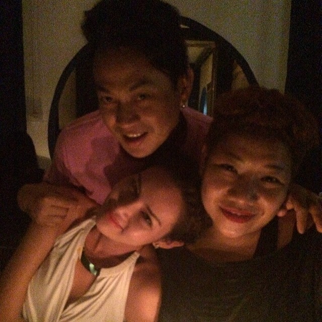 หญิง รฐา