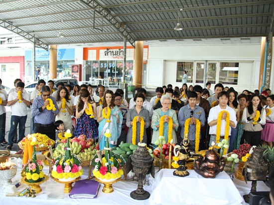 มนต์รักแก้บน