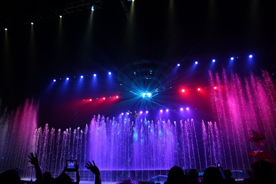 25 ปี แบบเบิร์ดเบิร์ด โชว์ ตอน วันของเรา Young (ยัง) อยู่