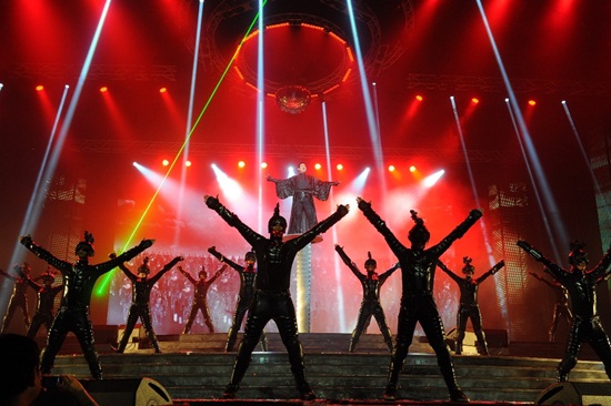 25 ปี แบบเบิร์ดเบิร์ด โชว์ ตอน วันของเรา Young (ยัง) อยู่