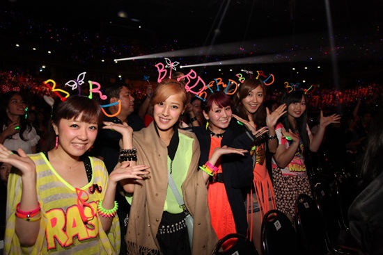 25 ปี แบบเบิร์ดเบิร์ด โชว์ ตอน วันของเรา Young (ยัง) อยู่