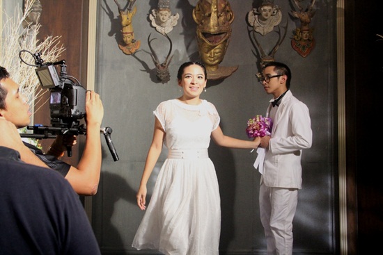 โทนี่ผี MV เพลง เพราะว่ารักเธอ