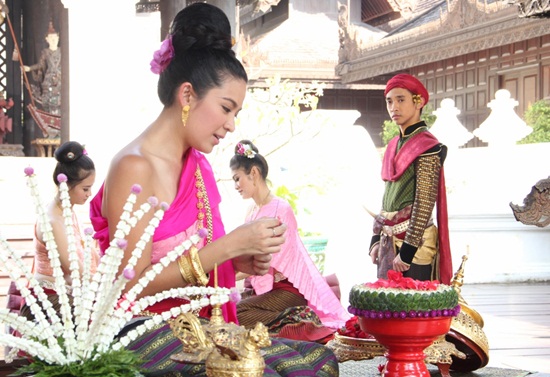 โทนี่ผี MV เพลง เพราะว่ารักเธอ
