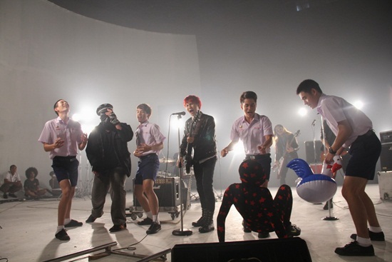 Paradox  MV เพลง ไม่มีเธอ (กล่องดวงใจ)