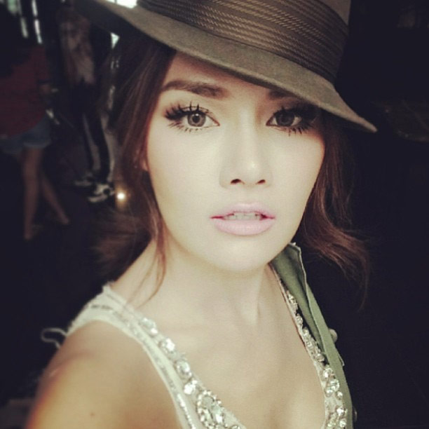 ดาราปากสวย