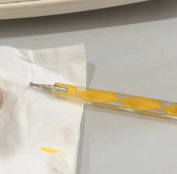 เพ้นท์เล็บ