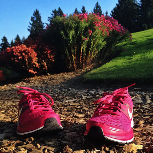 รองเท้าผ้าใบ รองเท้าผ้าใบผู้หญิง