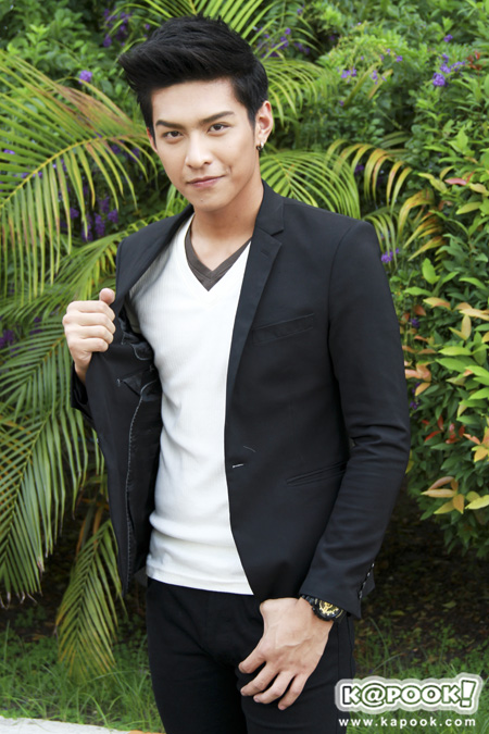 บิ๊กเอ็ม ลิขิต ควง แจม  ปาณิชดา นำทีมบวงสรวงละครจับกัง