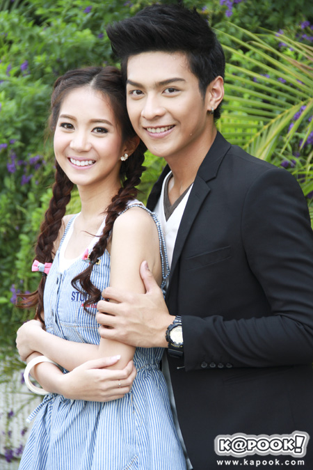 บิ๊กเอ็ม ลิขิต ควง แจม  ปาณิชดา นำทีมบวงสรวงละครจับกัง