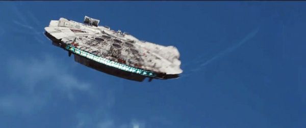 ตัวอย่างแรก Star Wars : The Force Awakens 