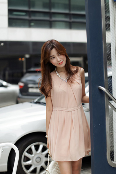 ชุดไปงานแต่งงาน