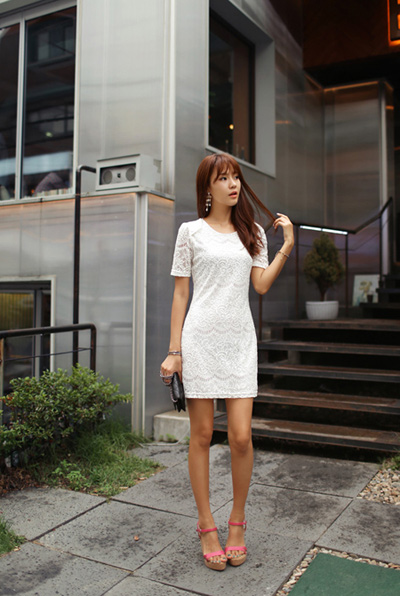 ชุดไปงานแต่งงาน