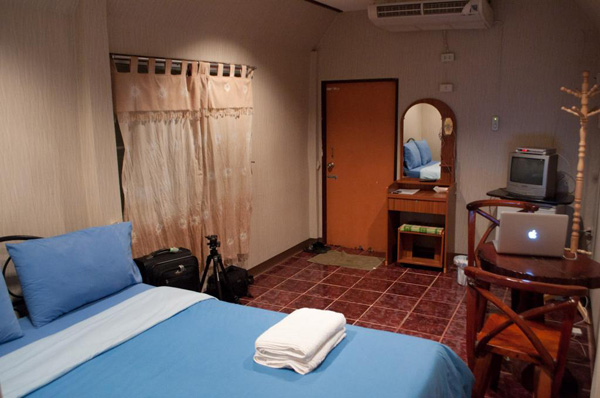 ที่พักริมน้ำ