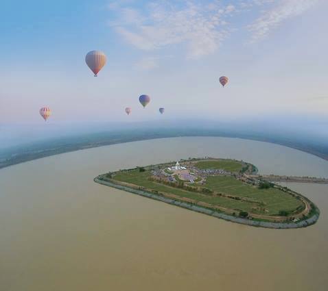 หลงรักสุโขทัย ณ แผ่นดินศักดิ์สิทธิ์รูปหัวใจ
