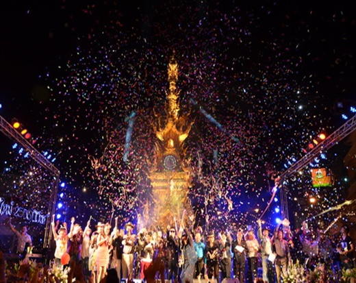 เคาท์ดาวน์ เที่ยวปีใหม่ 2558