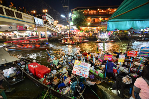 เมืองต้องห้าม...พลาด