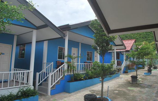 บ้านแร่เกาะล้าน