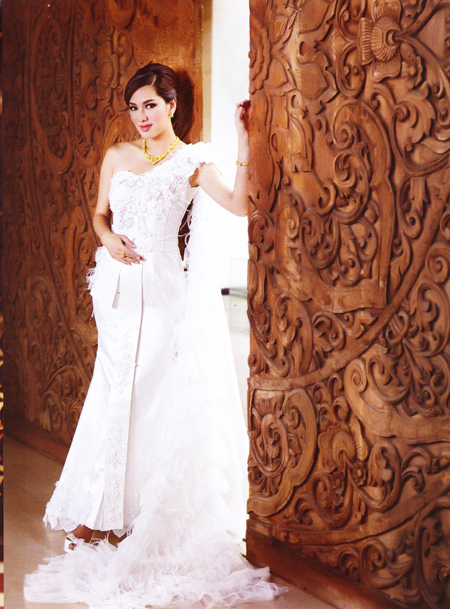 ชุดไทยแต่งงาน