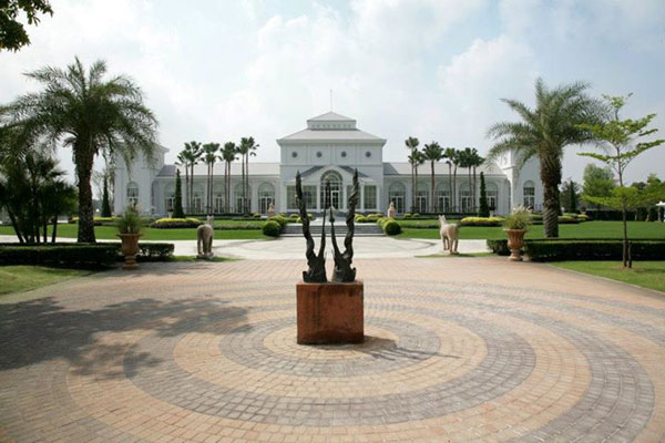 wedding garden