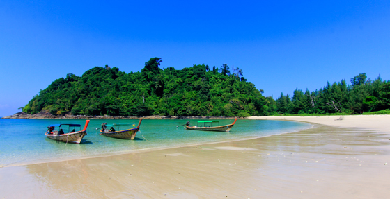 น้ำแร่ ระนอง