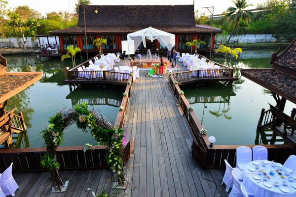 wedding garden