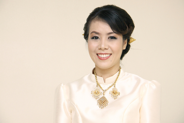 ทรงผมเจ้าสาวชุดไทย