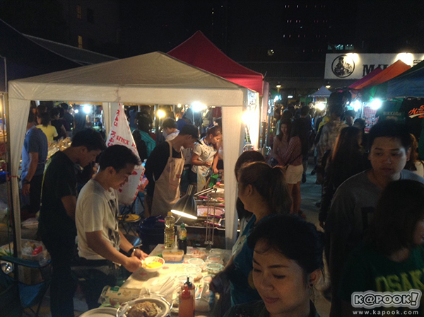Train Night Market Ratchada