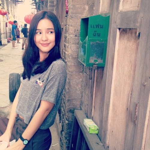 ออม สุชาร์ มานะยิ่ง