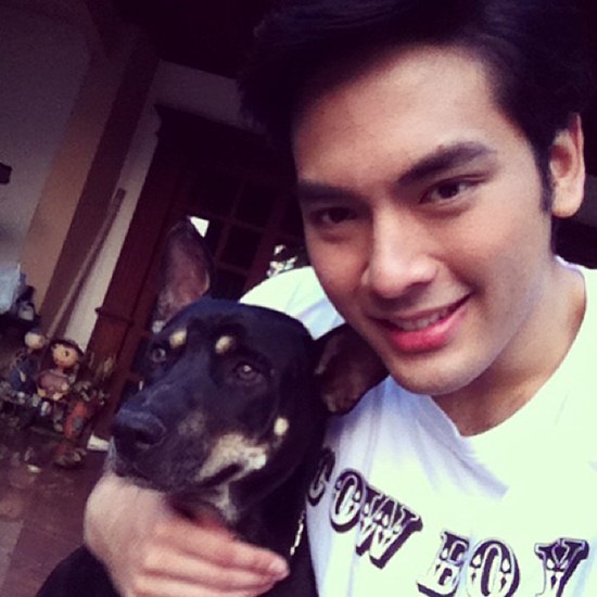 บอม ธนิน ประวัติ