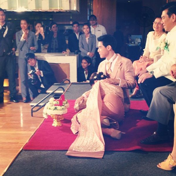งานแต่ง กาย ฮารุ