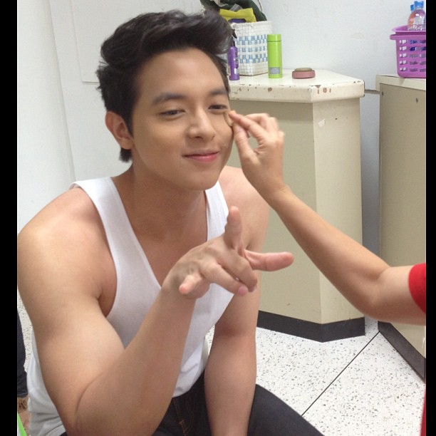 เจมส์ จิรายุ  พั๊นซ์ กับเบื้องหลังฮา ๆ ในกองละคร รักสุดฤทธิ์