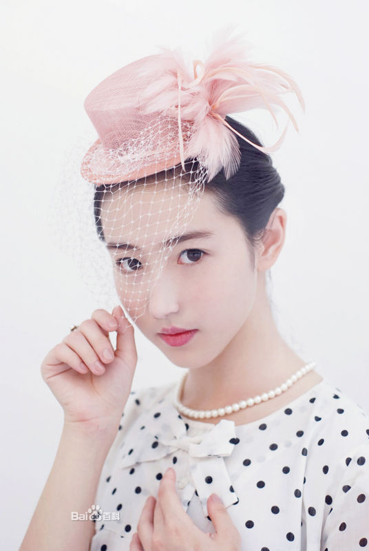 xin yuan zhang ประวัติ จางซินเยวี่ยน นางแบบสาวจีนหน้าสวย