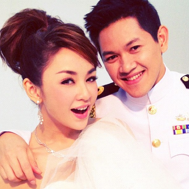 เผยภาพพรีเวดดิ้ง เป้ย-ป๊อบ หวานซะ!