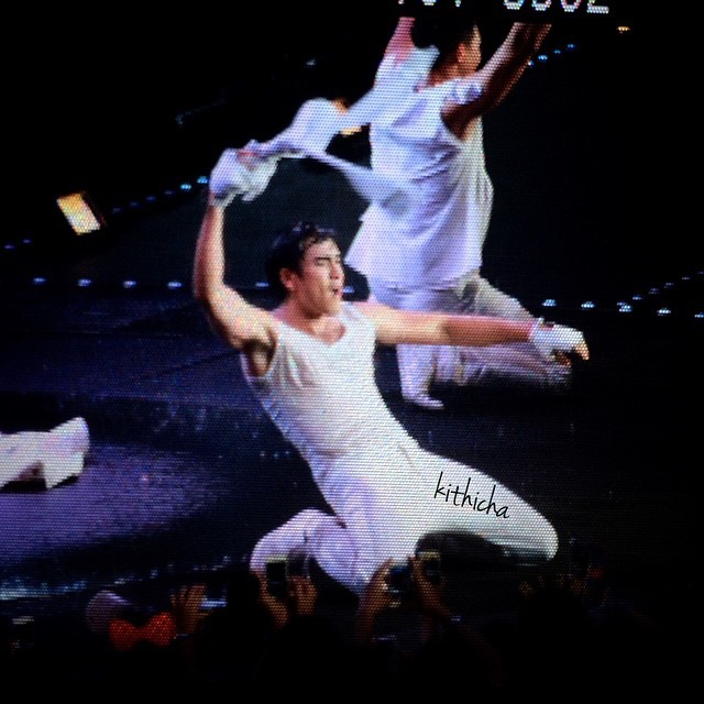 ณเดชน์ กับเสื้อขาวซีทรู บางจ๋อยเห็นทะลุทุกองศา !!