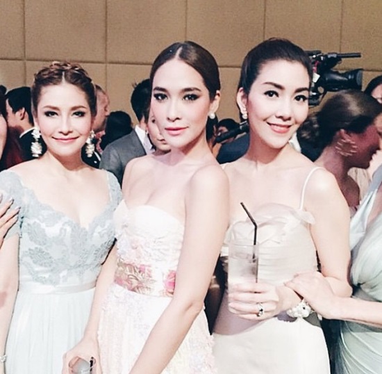 พลอย เฌอมาลย์ งานแต่งชมพู่ น็อต