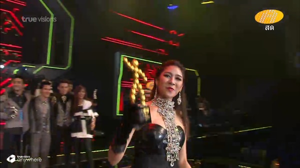 เอม V12 คว้าแชมป์ AF11