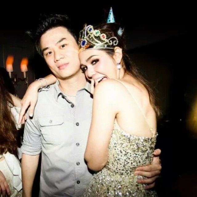 ชมพู่ น็อต ชมพู่ น็อต