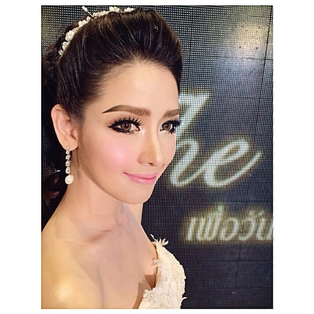 โม อมีนา