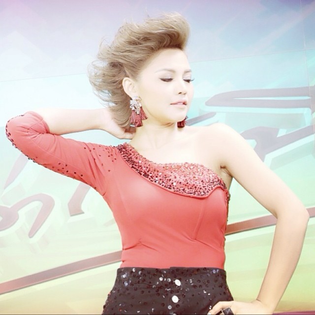 ตั๊กแตน ชลดา