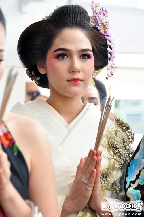 บวงสรวง ละคร กลกิโมโน