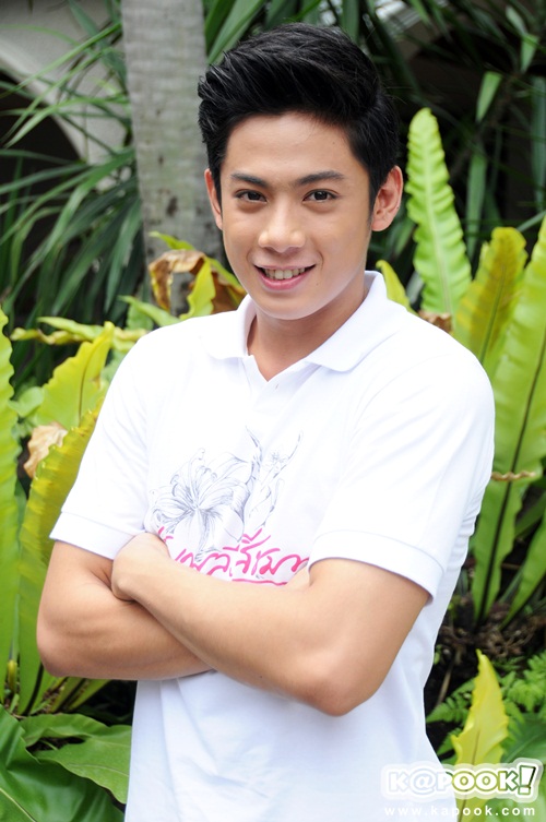 ละคร พลับพลึงสีชมพู บวงสรวง