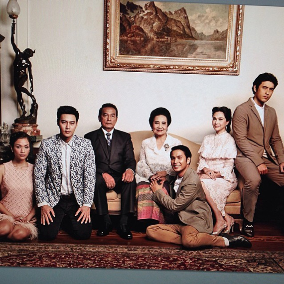ละคร พลับพลึงสีชมพู