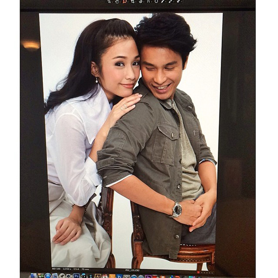 ละคร พลับพลึงสีชมพู
