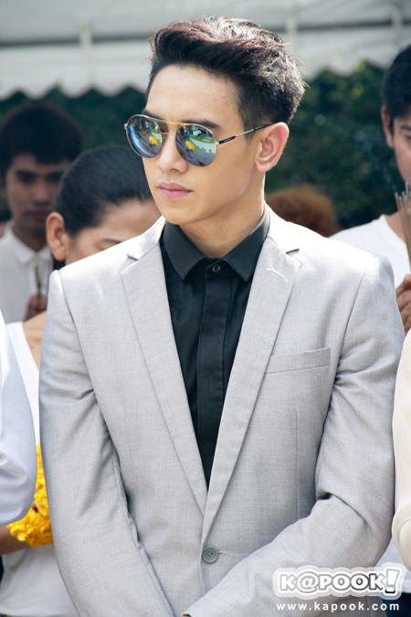 บวงสรวง ทรายสีเพลิง